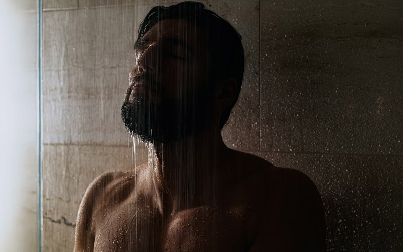 This is What Cold Showers Do to Your Body