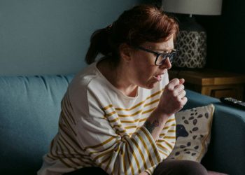 Here's When You Should See a Cardiologist for Coughing 