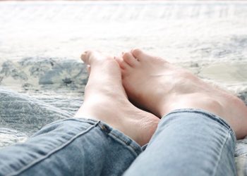 Here’s Why You Should Never Ignore Your Swollen Feet