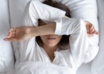 Feeling This When Waking Up May Indicate Serious Health Issues  