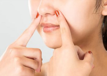 Got Blackheads on Your Nose? Here’s How to Remove Them  