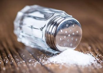 6 Effective Ways to Cut Down Excessive Salt Consumption