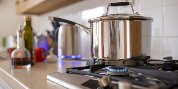 Kitchen Gas Stoves Are Putting Your Health in Jeopardy, Doctors Say