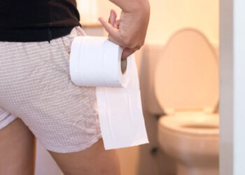 How Often You Need to Use the Bathroom, Doctors Recommend