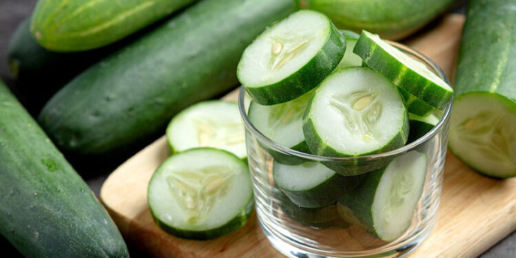 Top 6 Reasons Why You Need to Consume This Green Vegetable Daily
