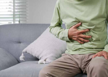 Appetite Gone? Doctors Warn of Stomach Cancer Signs!