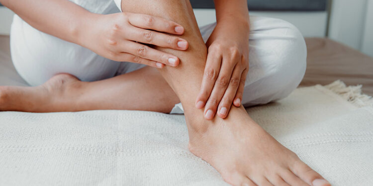 Clot Chronicles: 8 Signs Doctors Say You Must Know!