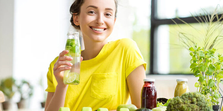 Get a Flat Tummy with This Magic Detox Water!