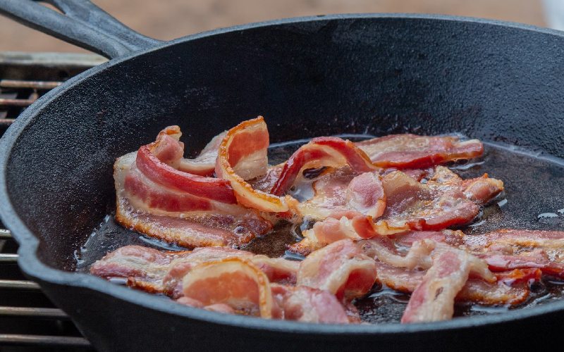 5 Dangerous Side Effects of Eating Bacon on a Daily Basis