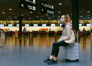 Healthcare Professionals Alert Travelers to the New COVID Variant
