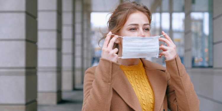 9 Unconventional COVID Symptoms Are Being Reported by Patients Lately