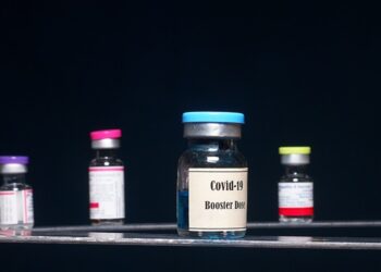 Old People Are Urged to Take the New COVID Booster, the CDC Advises