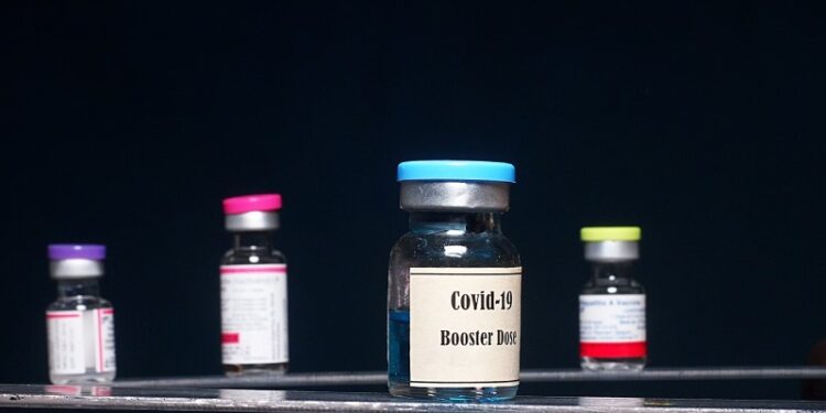 Old People Are Urged to Take the New COVID Booster, the CDC Advises