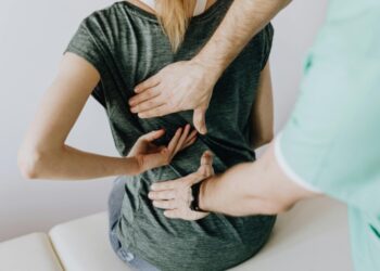 Never Do This If You Suffer from Joint and Muscle Pain, Doctors Warn