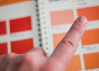 The One Fingernail Cancer Symptom Most People Overlook