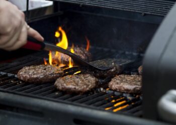 Health Experts Startled by the Invisible Risks of Grilled Meat