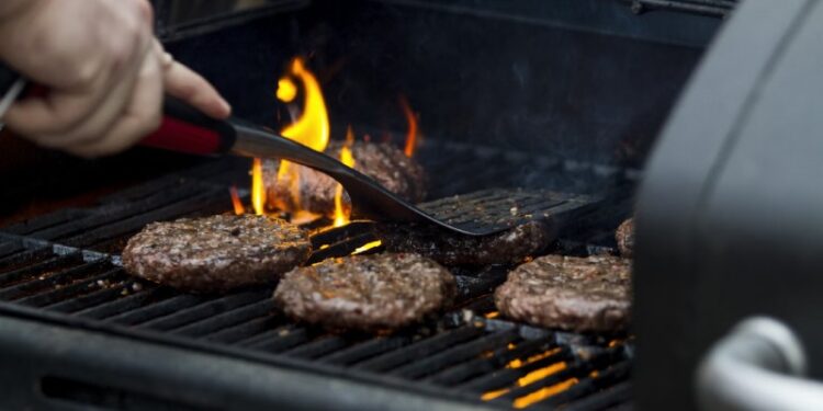 Health Experts Startled by the Invisible Risks of Grilled Meat