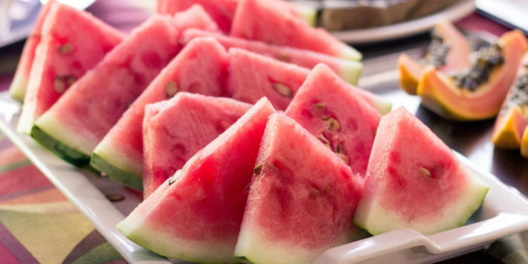 7 Reasons for Eating Water Melon Every Day