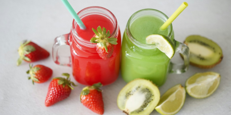 Never Add This Popular Ingredient to Your Healthy Smoothies