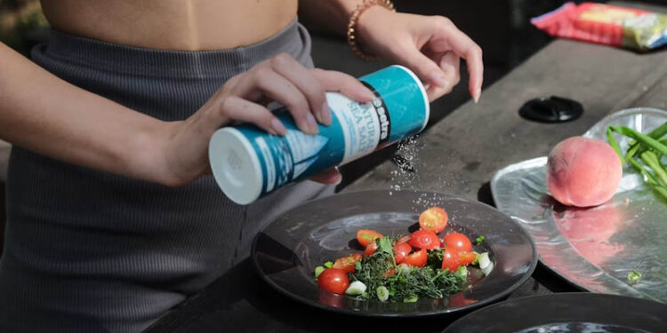 What Happens to Your Heart When You Cut Salt for 2 Weeks